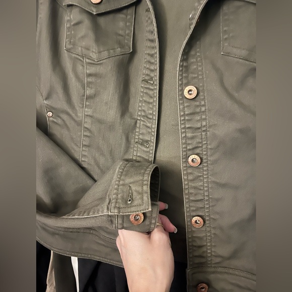 Women's L Semi Cropped Olive Jacket - Picture 3 of 4